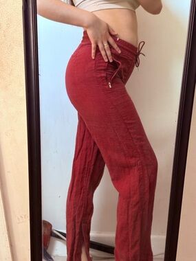 Wide-Leg Drawstring Linen-Blend Pants in Brick Red